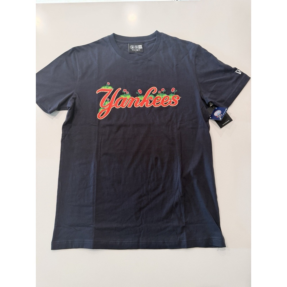 New Era New York Yankees MLB Hook Up Navy Floral T-Shirt Mens Large NWT